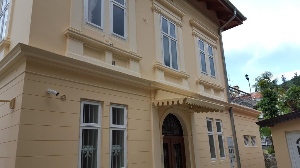 Apartments Villa Atta Opatija Bagian luar foto