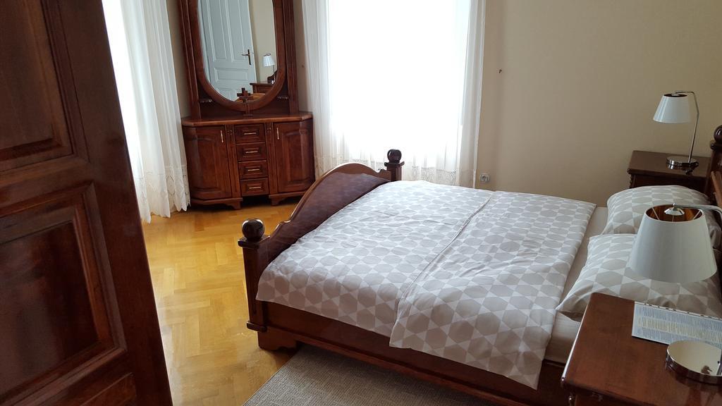 Apartments Villa Atta Opatija Bagian luar foto