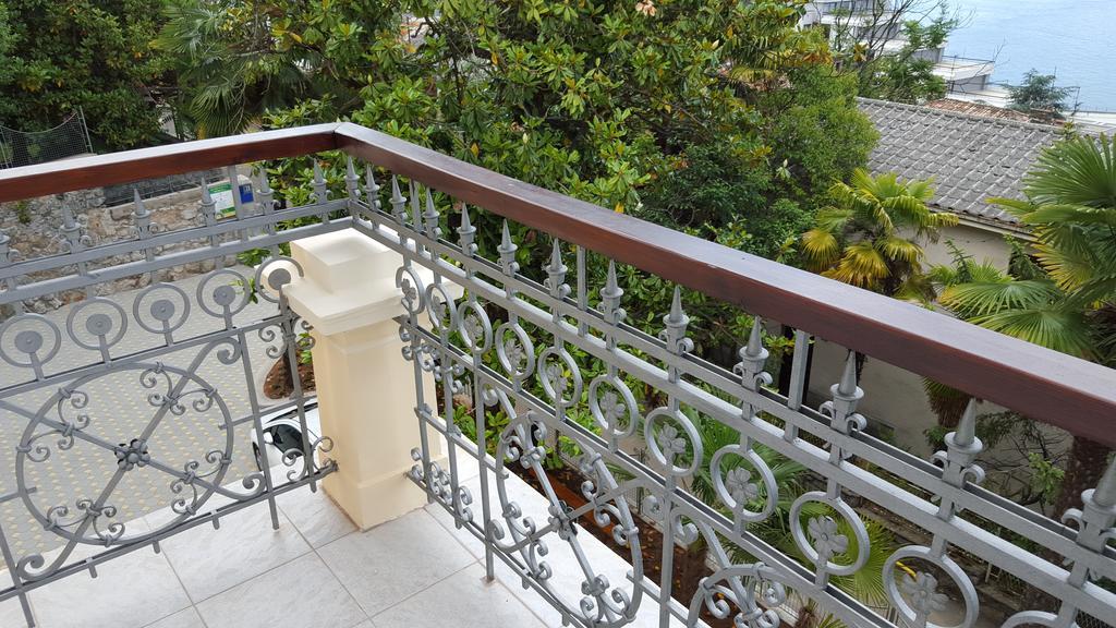 Apartments Villa Atta Opatija Bagian luar foto