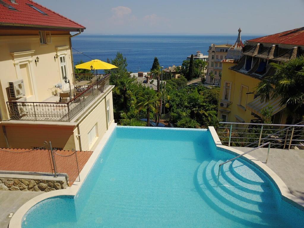 Apartments Villa Atta Opatija Bagian luar foto