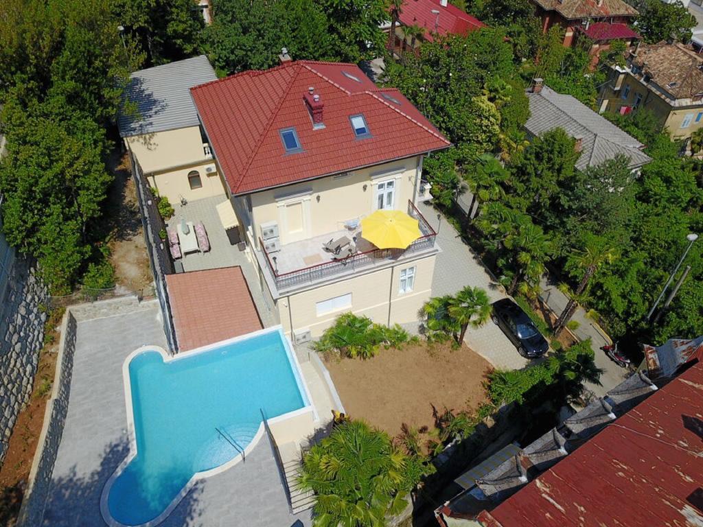 Apartments Villa Atta Opatija Bagian luar foto